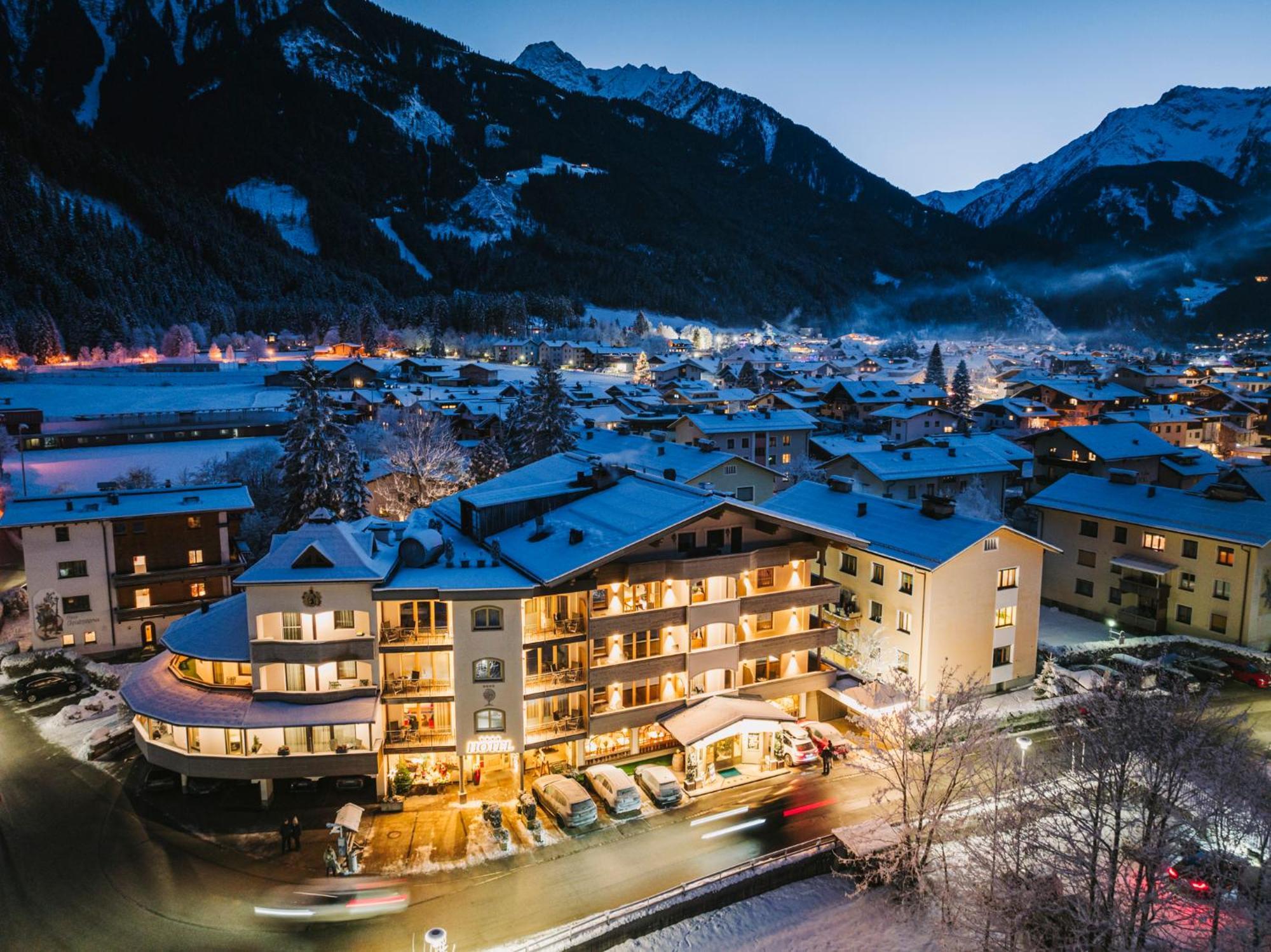Hotel Pramstraller Mayrhofen Exterior photo