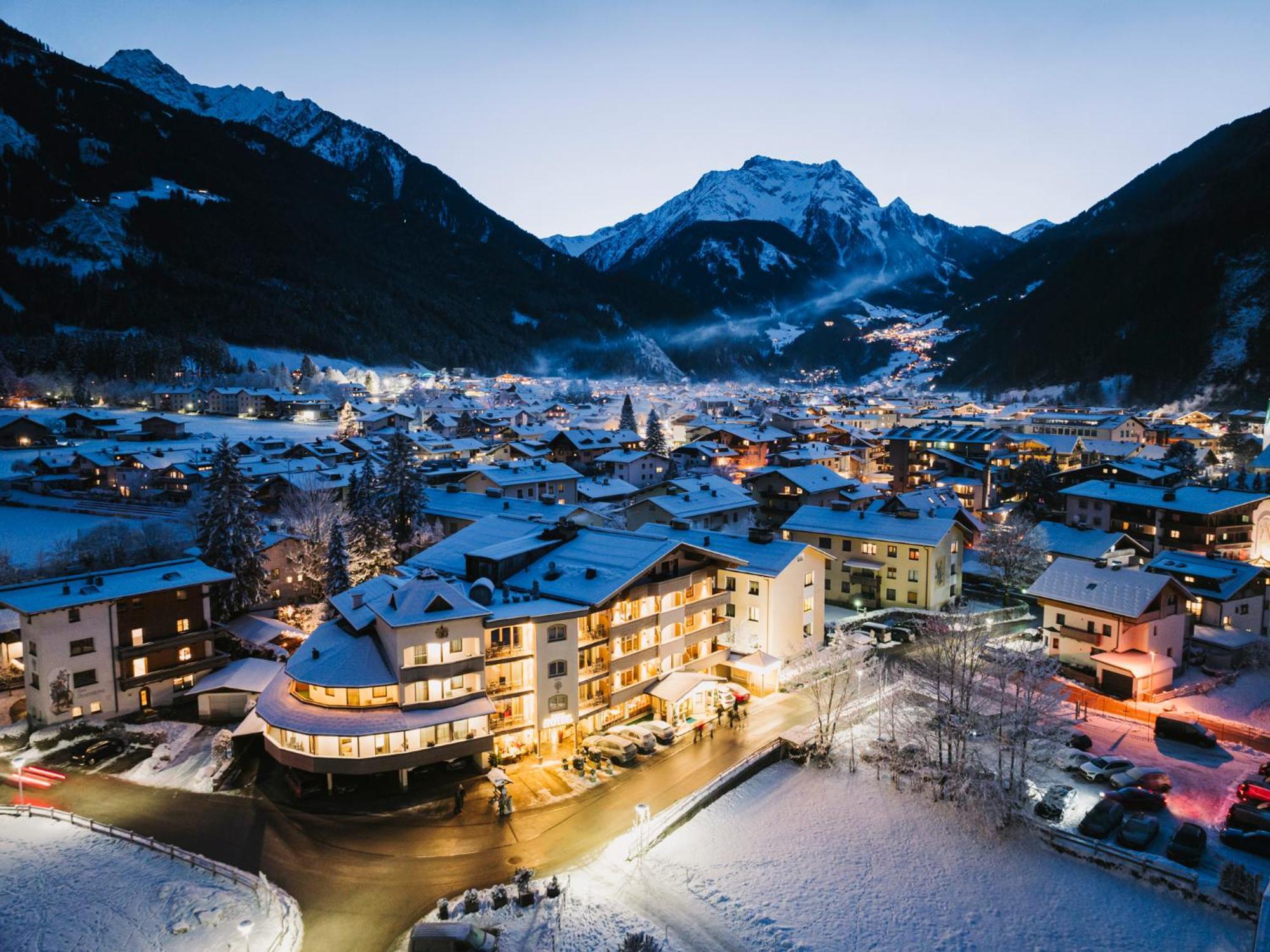 Hotel Pramstraller Mayrhofen Exterior photo